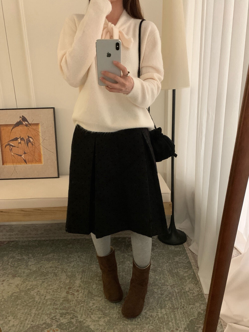 // 軟糯兔絨綁帶領毛衣