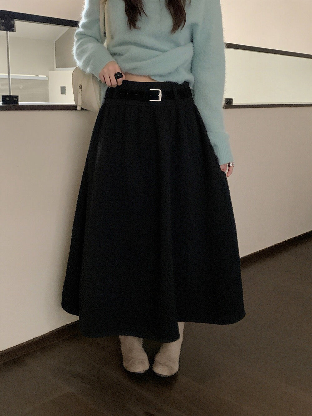 // 7%wool壓褶A字超遮肉半截裙(連腰帶)