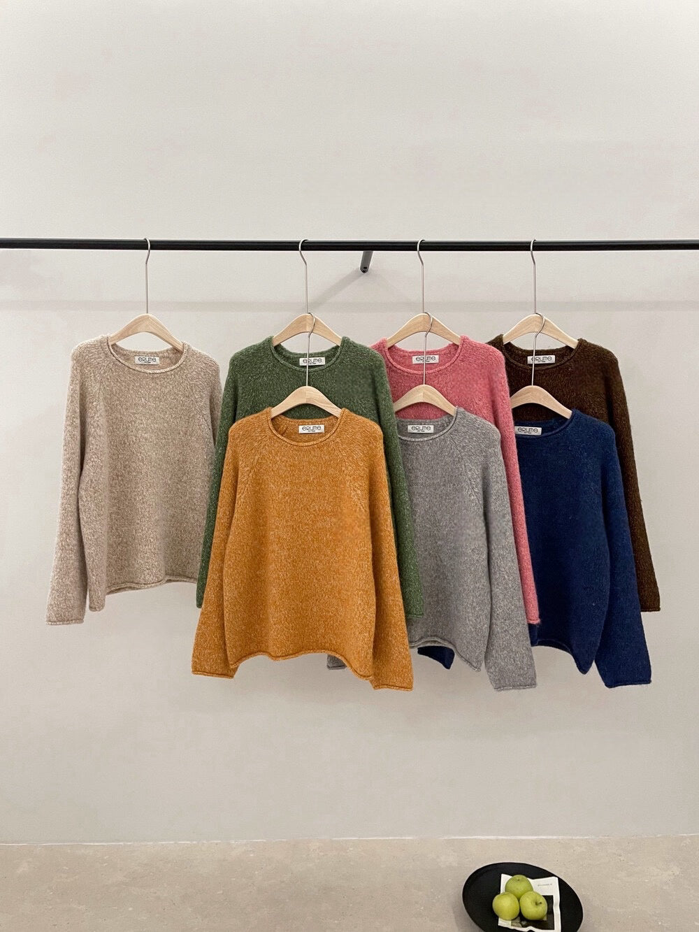 // 5%兔毛混針花線圓領卷邊毛衣