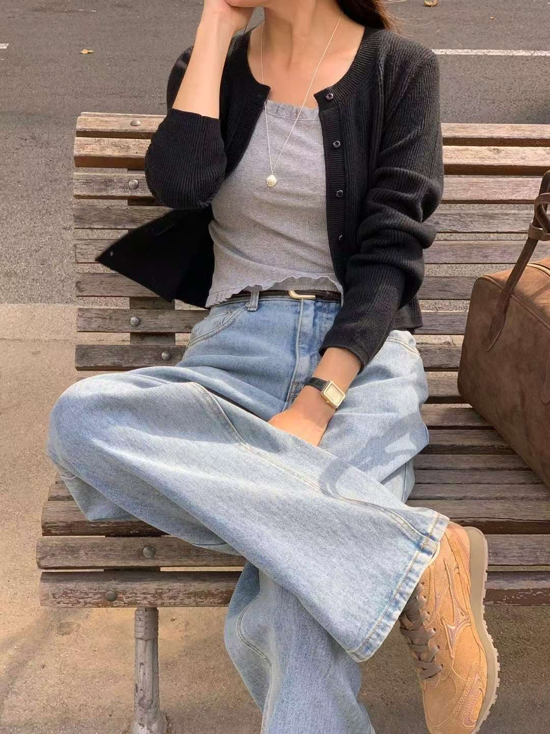 // 超親膚小金屬貼牌直紋CD