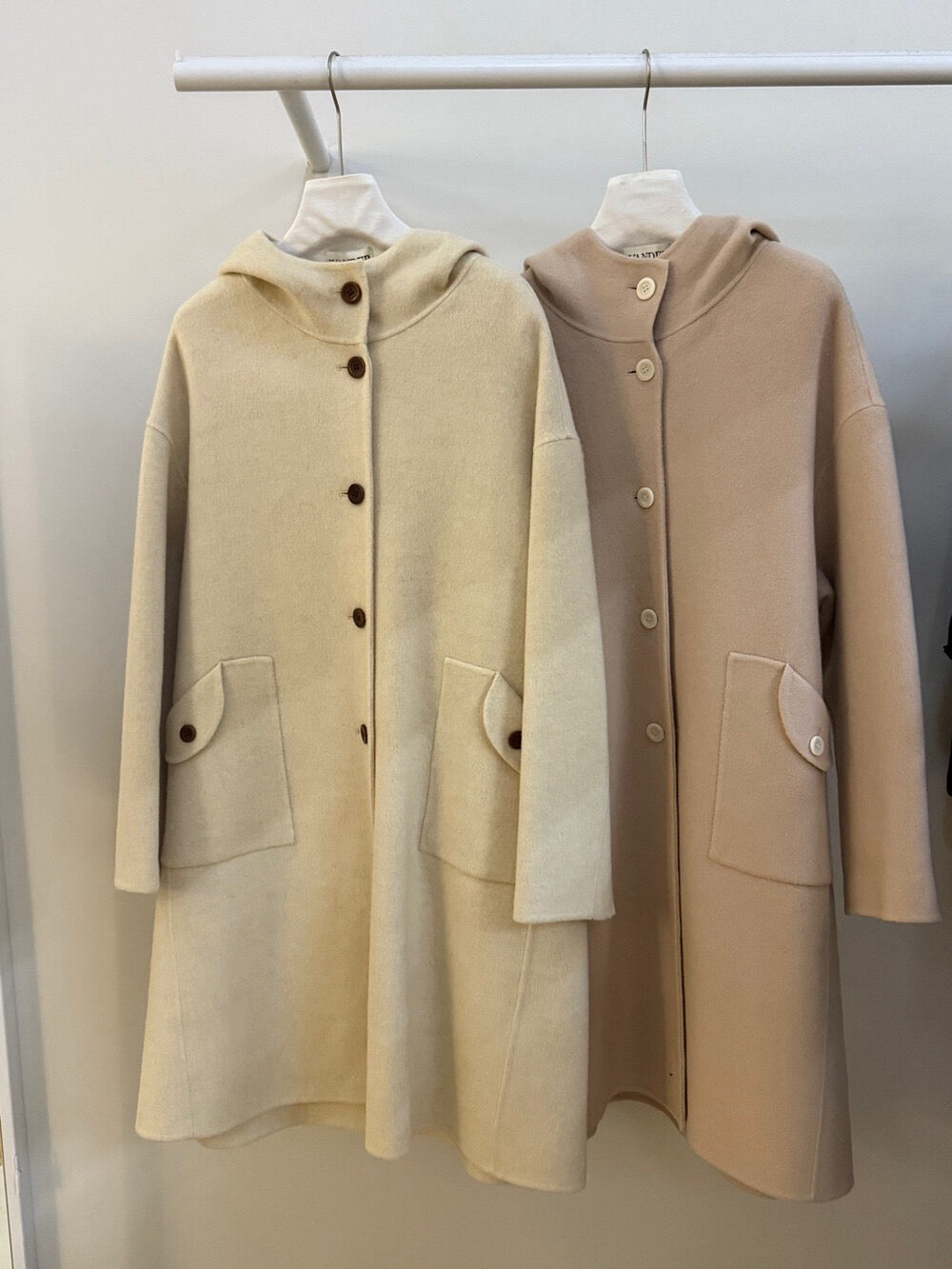 // 80%wool+20%alpaca連帽可愛口袋手工羊毛外套