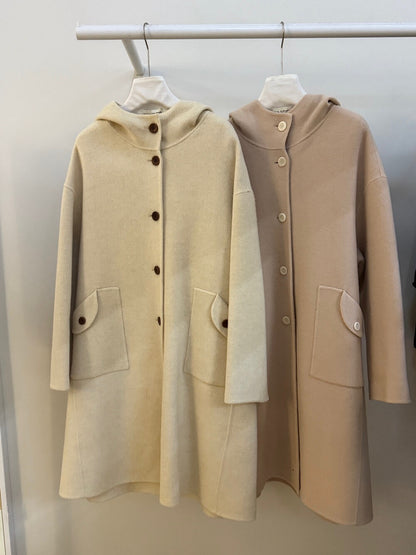 // 80%wool+20%alpaca連帽可愛口袋手工羊毛外套