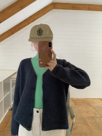 // 12色超美色系V領排扣羊絨紗CD