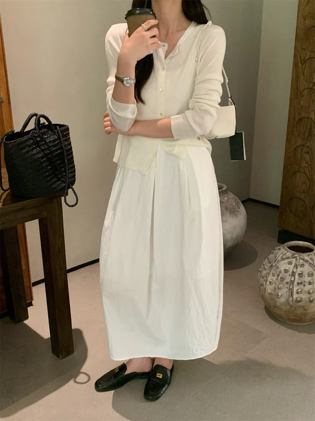 // 梨型身材必入花苞中裙