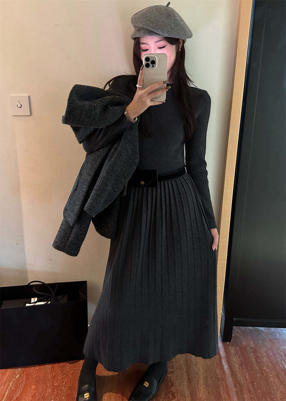 // 超顯瘦氣質百褶針織OPS