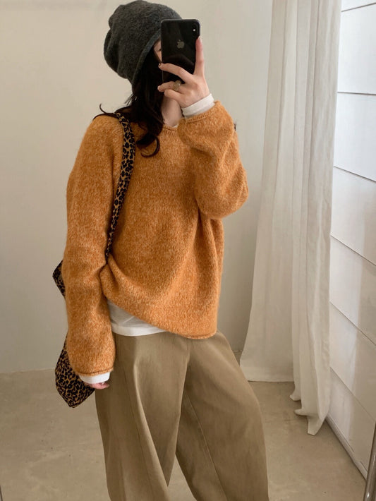 // 5%兔毛混針花線圓領卷邊毛衣