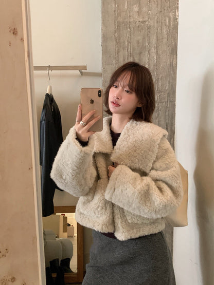 // 氣質大翻領毛毛短款外套