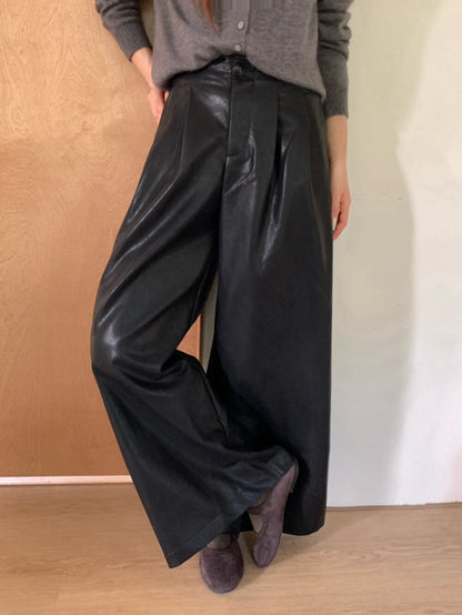 // 造型感帥氣軟軟油蠟皮褲