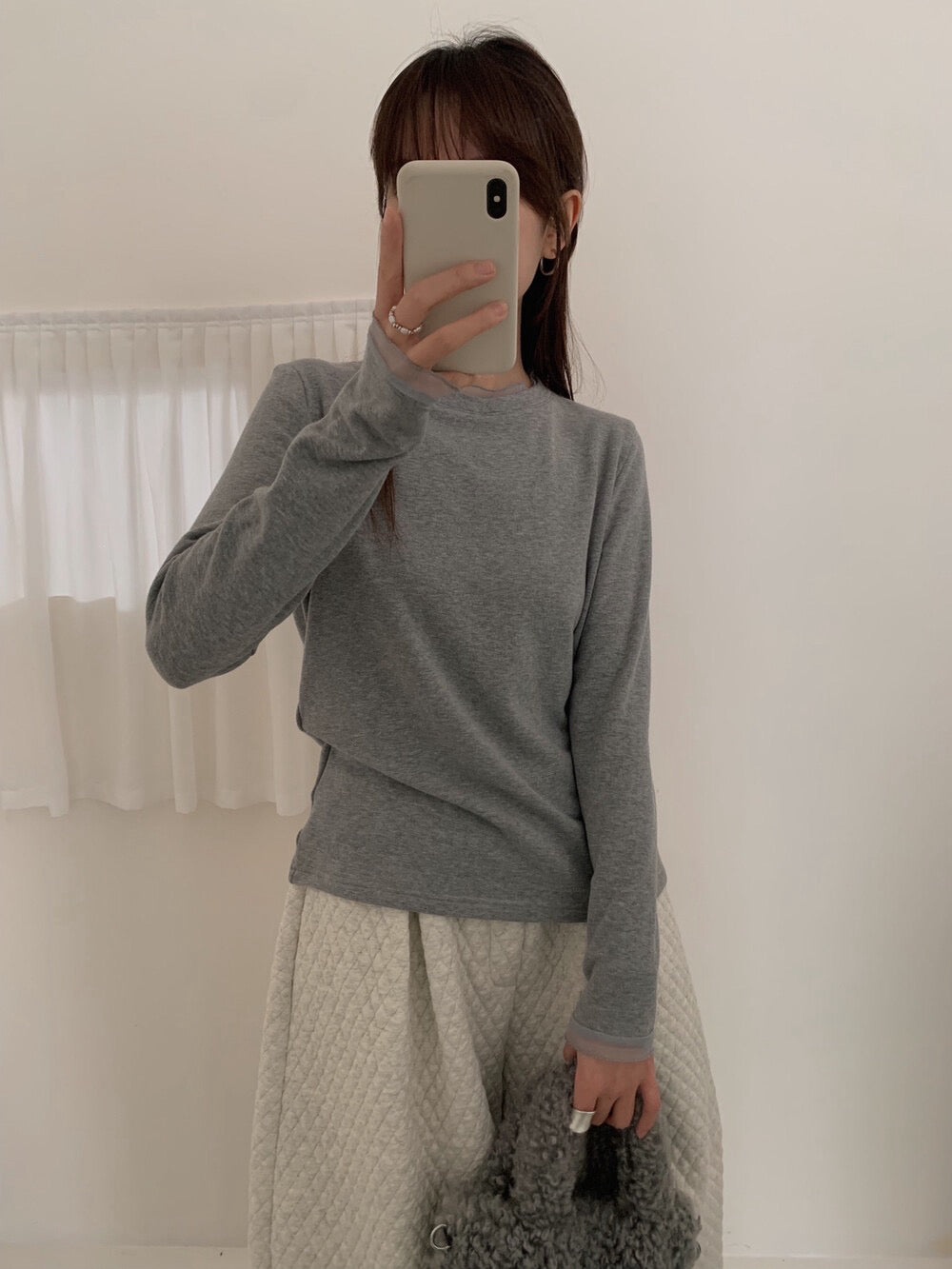 // 5%羊毛拼lace邊超舒服彈性打底上衣