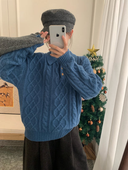 // 100%羊毛鈕扣翻領麻花毛衣