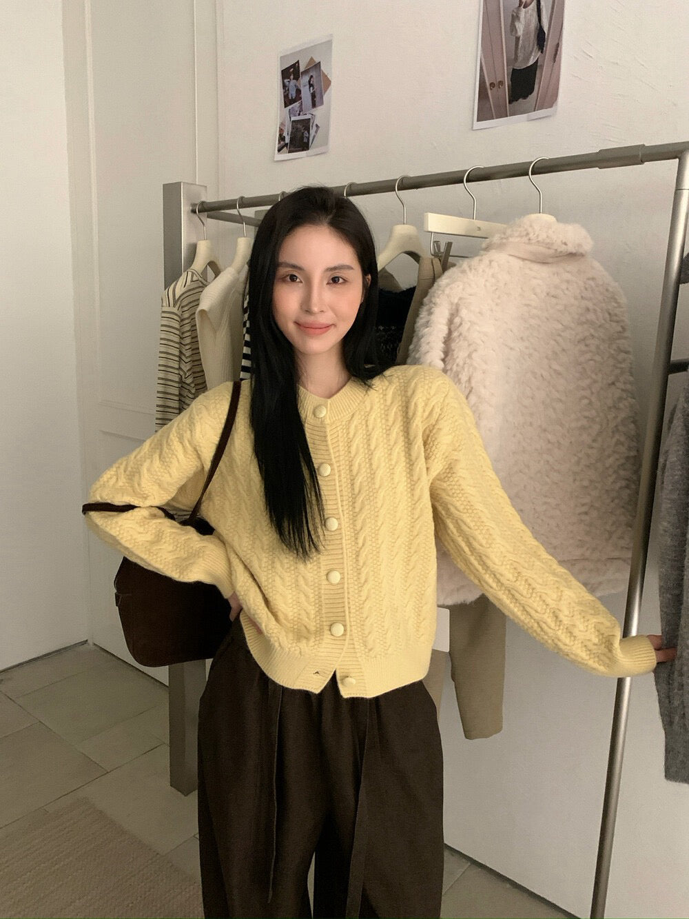 // 復古麻花包扣圓領CD