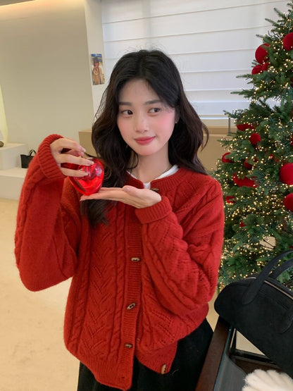 // 復古軟糯牛角鈕麻花CD