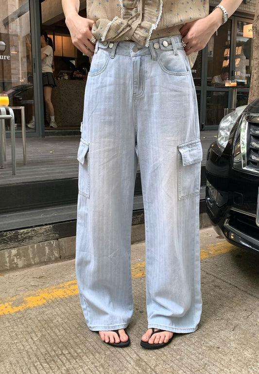 // 做舊洗水口袋鈕扣褲頭工裝牛仔褲