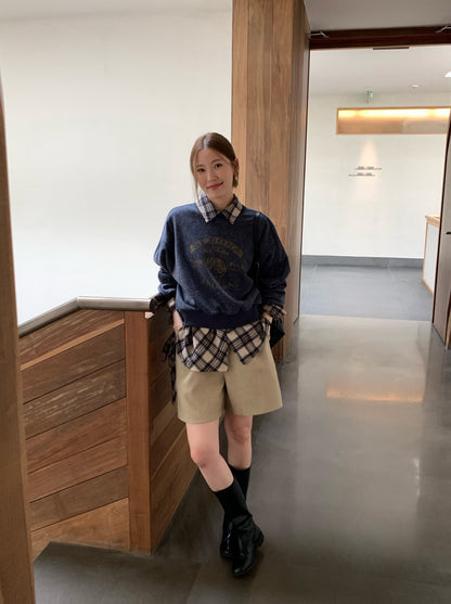 // 挺括感羊毛呢料連腰帶短褲