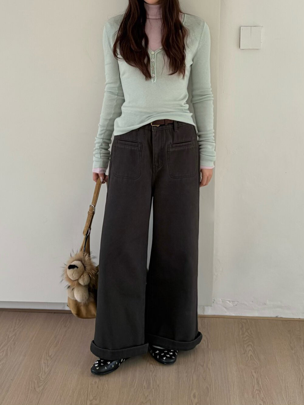 // 雙口袋裝飾加絨卷邊褲(連腰帶)