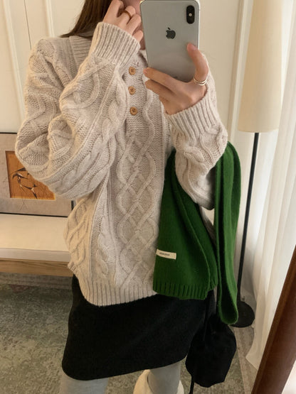 // 100%羊毛鈕扣翻領麻花毛衣