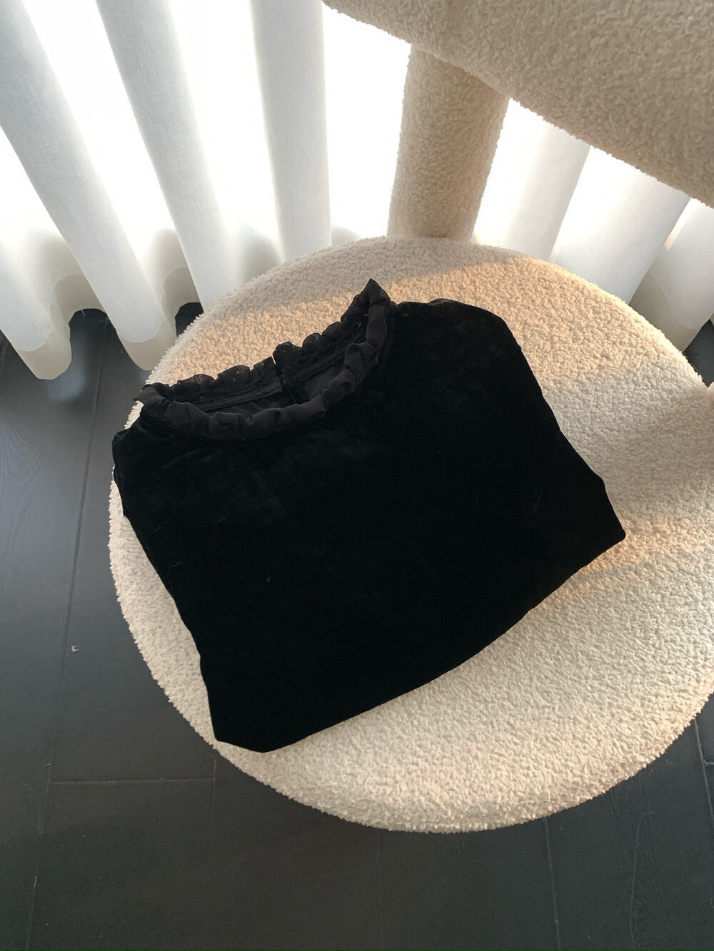 // 氣質絲絨花邊領後綁帶拼lace腳BL