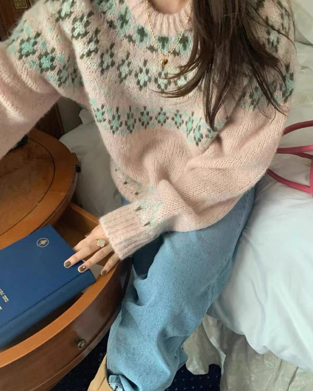 // 復古民族patterns圓領毛衣