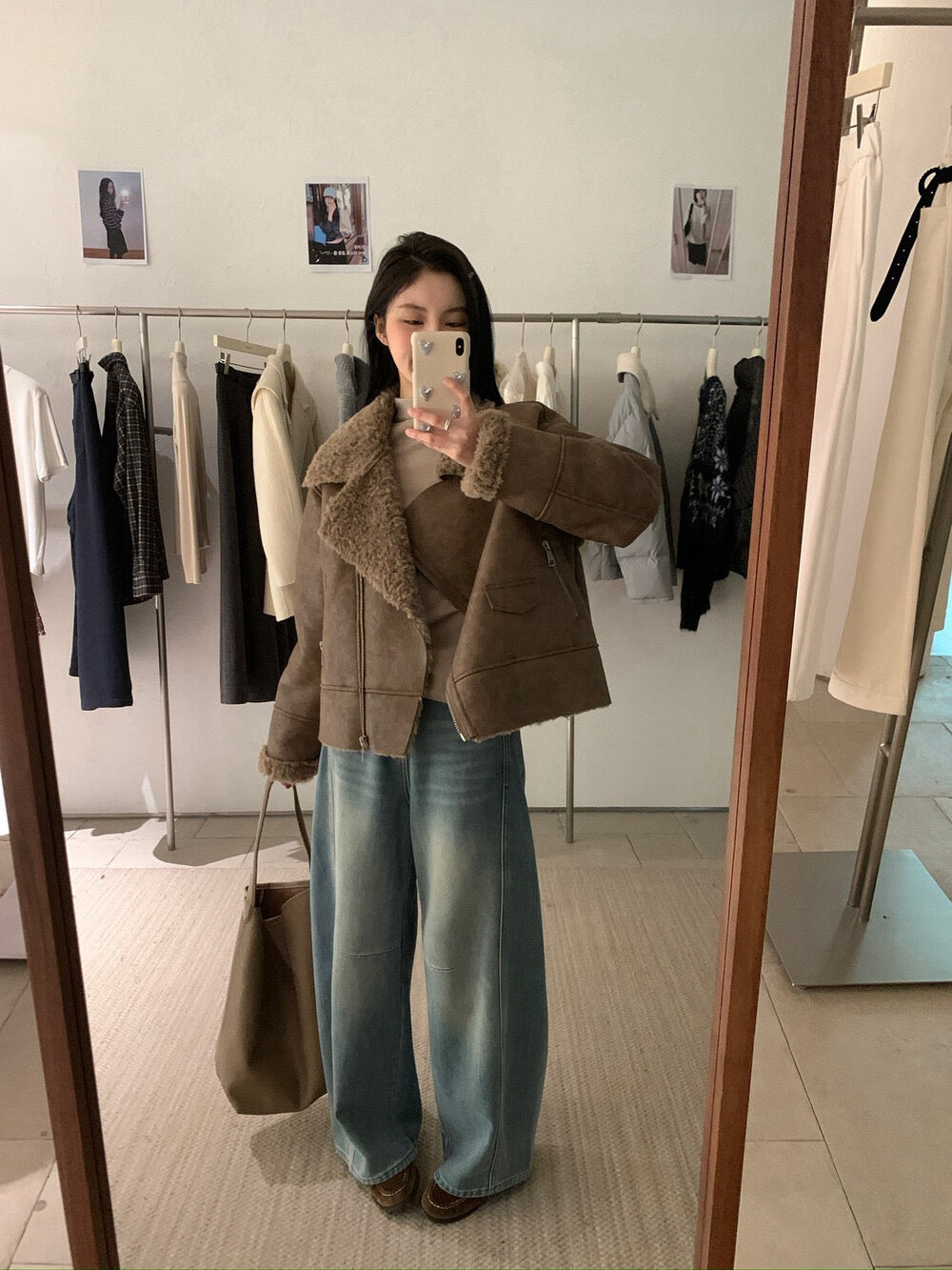 // 復古感皮毛一體做舊感皮外套