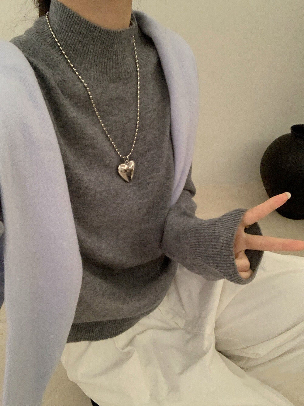 // 100%綿羊毛無縫一體小立領針織上衣