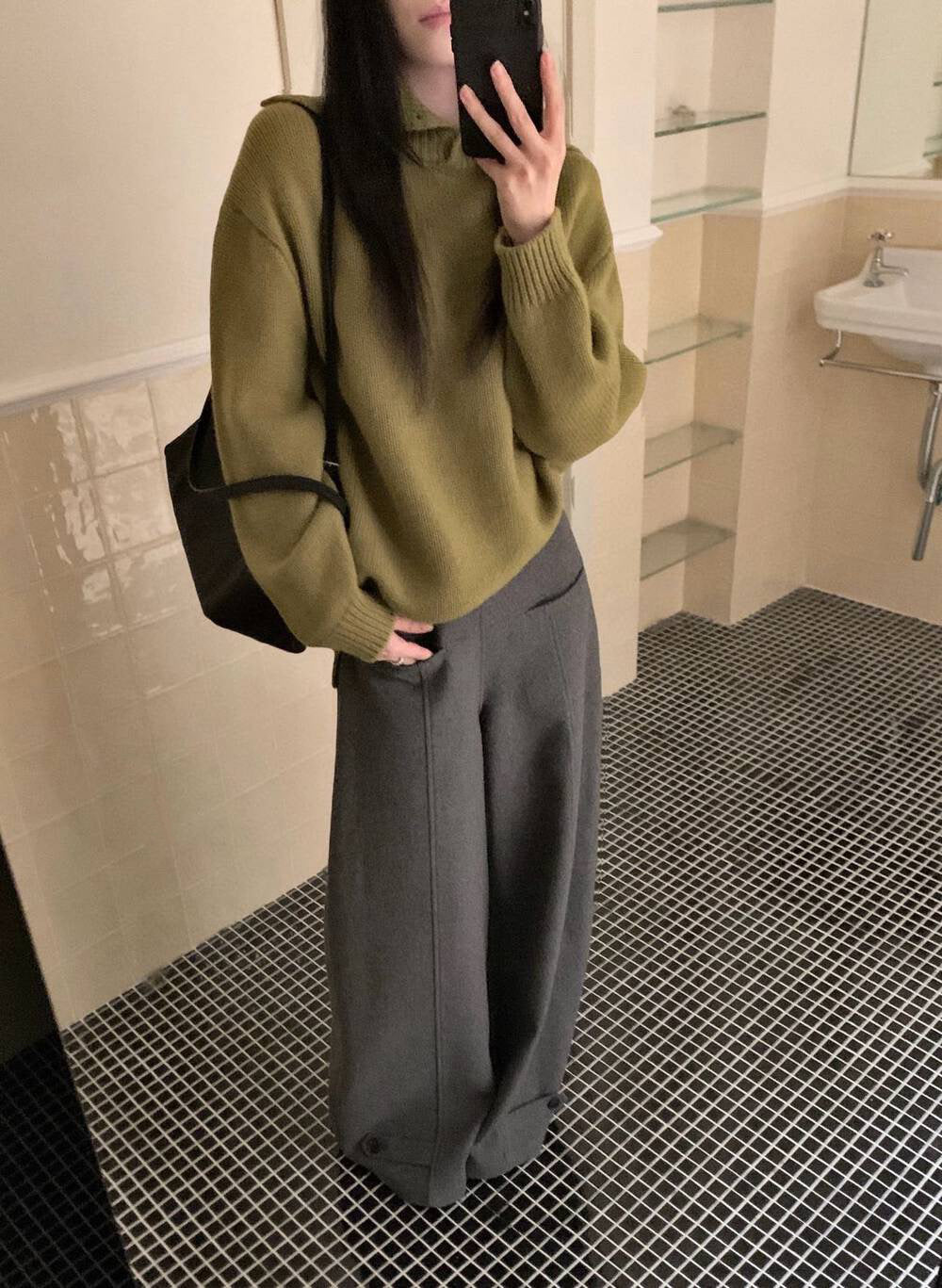 // 50%羊毛設計感褲腳高腰褲