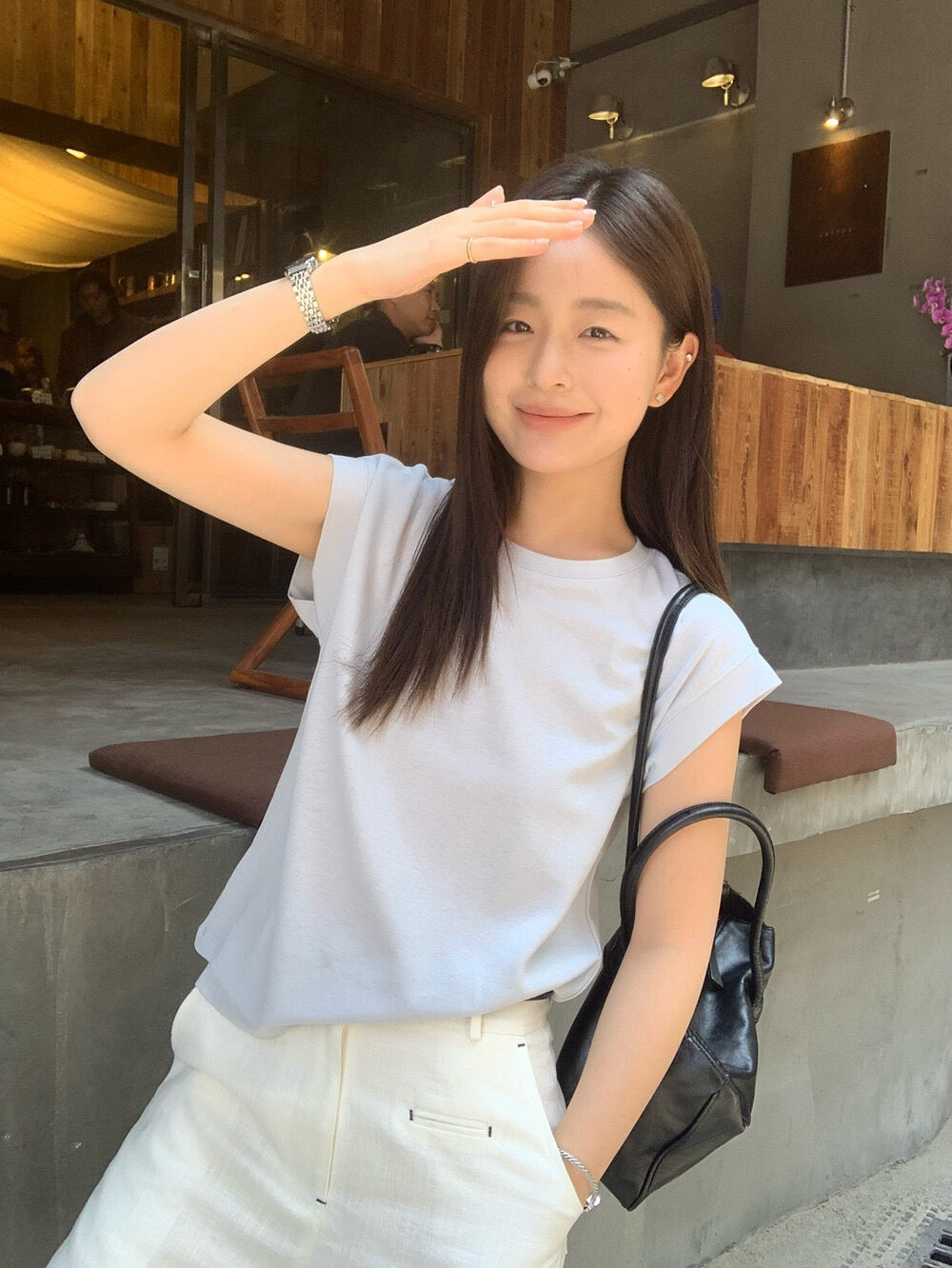 // 遮肩小飛袖lyocell棉TEE