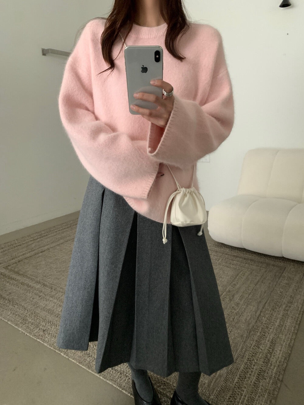 // 色系超美30%兔毛毛茸感軟糯親膚圓領毛衣