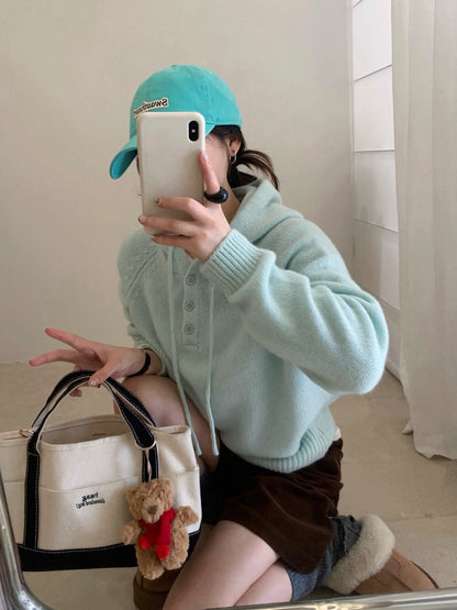 // 100%wool半鈕扣連帽NT