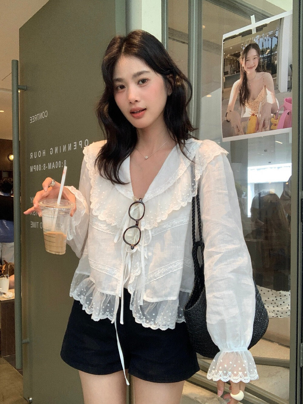 // 精緻lace邊特別領口麻質BL