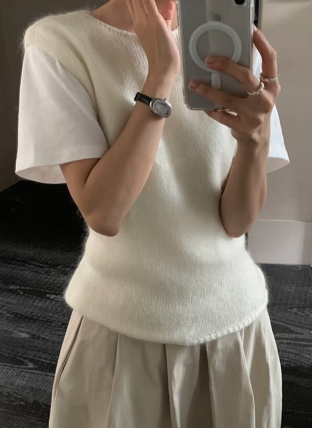 // 絲光羊毛親膚可前後綁帶背心