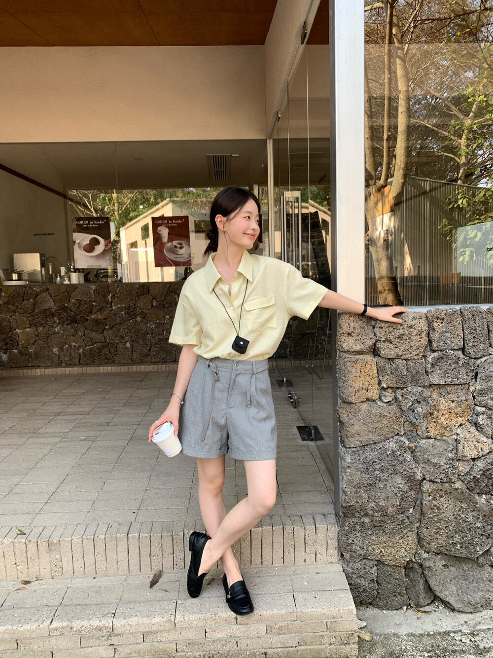 // 棉麻反褶腳連腰繩短裙