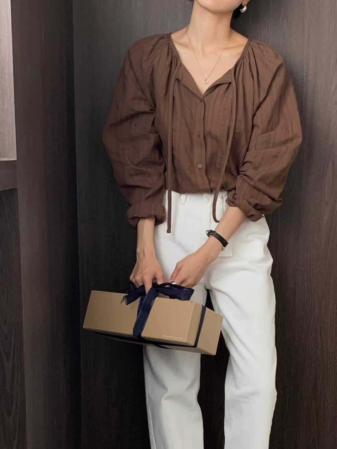 // 暗紋理可綁帶開鈕BL