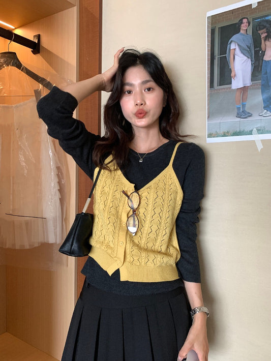 // 鈎針鏤空吊帶+薄打底針織兩件套