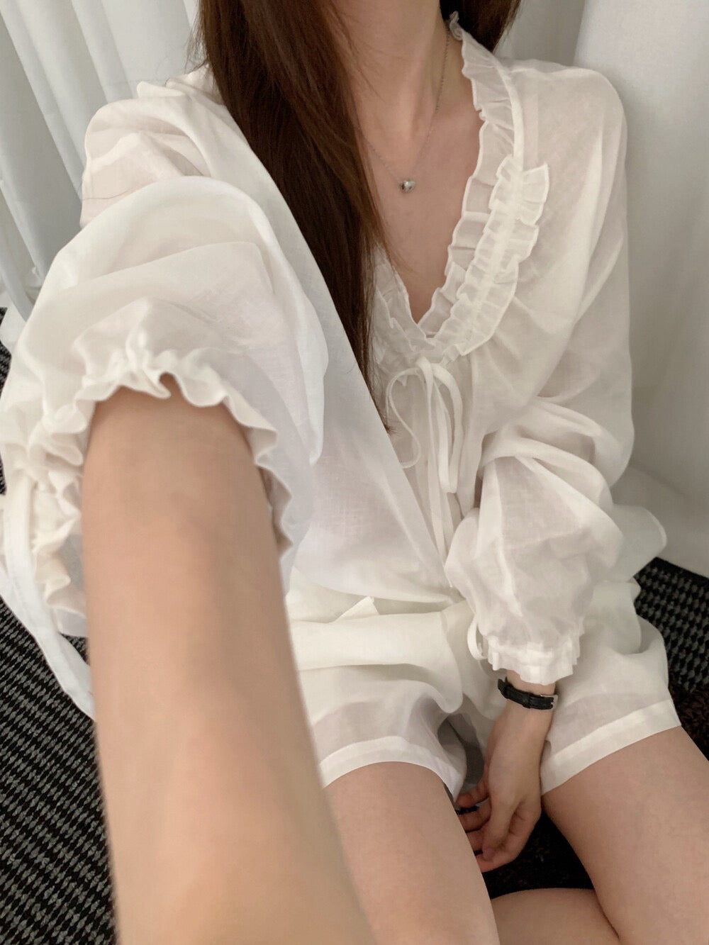 S14 / 麻質褶褶花邊綁帶袖口BL+短褲防曬套裝￼