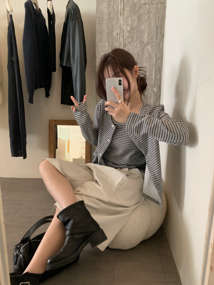 // 慵懶親膚間條吊帶+外套套裝