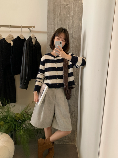 // 30%raccoon卷卷邊圓領CD