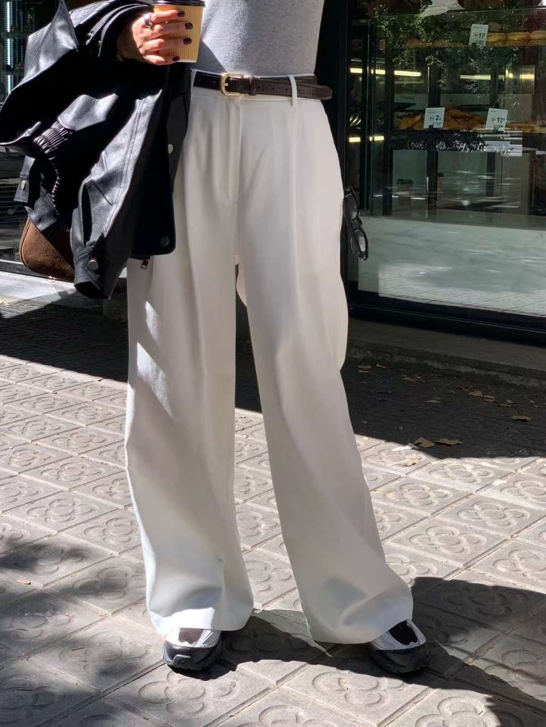 // 大腿位壓褶遮肉全長褲