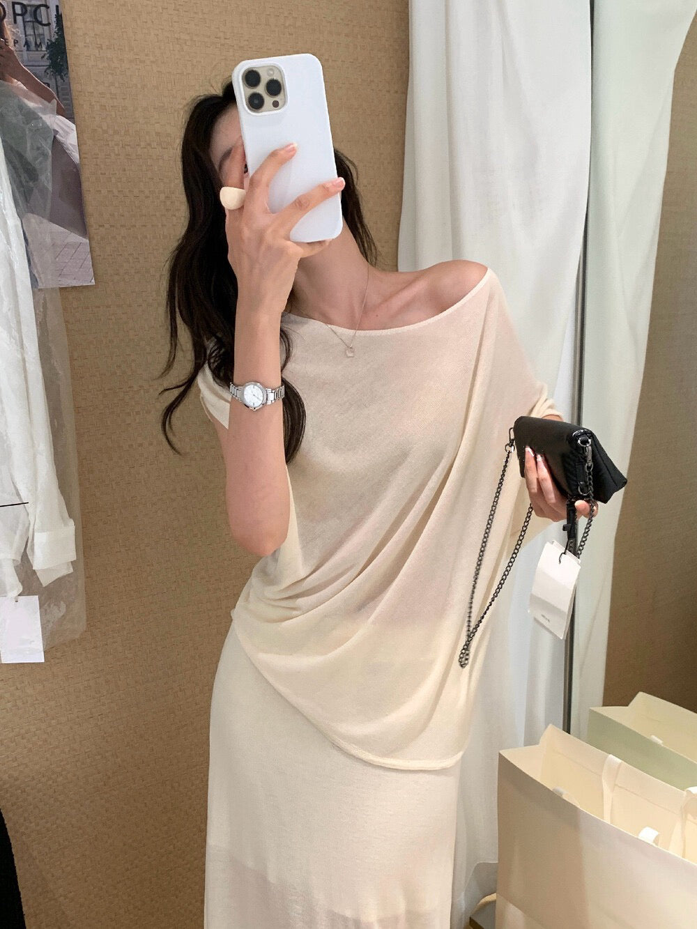 S28 / 15%麻質氣質寬鬆針織上衣+微傘中裙套裝