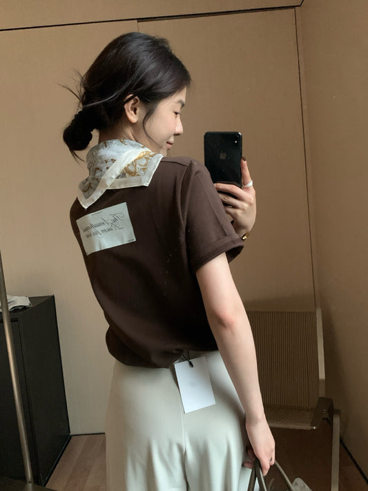 // 後字母拼色正面素色TEE