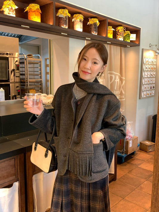 // 超韓雙口袋雙面毛呢圓領外套(連頸巾)