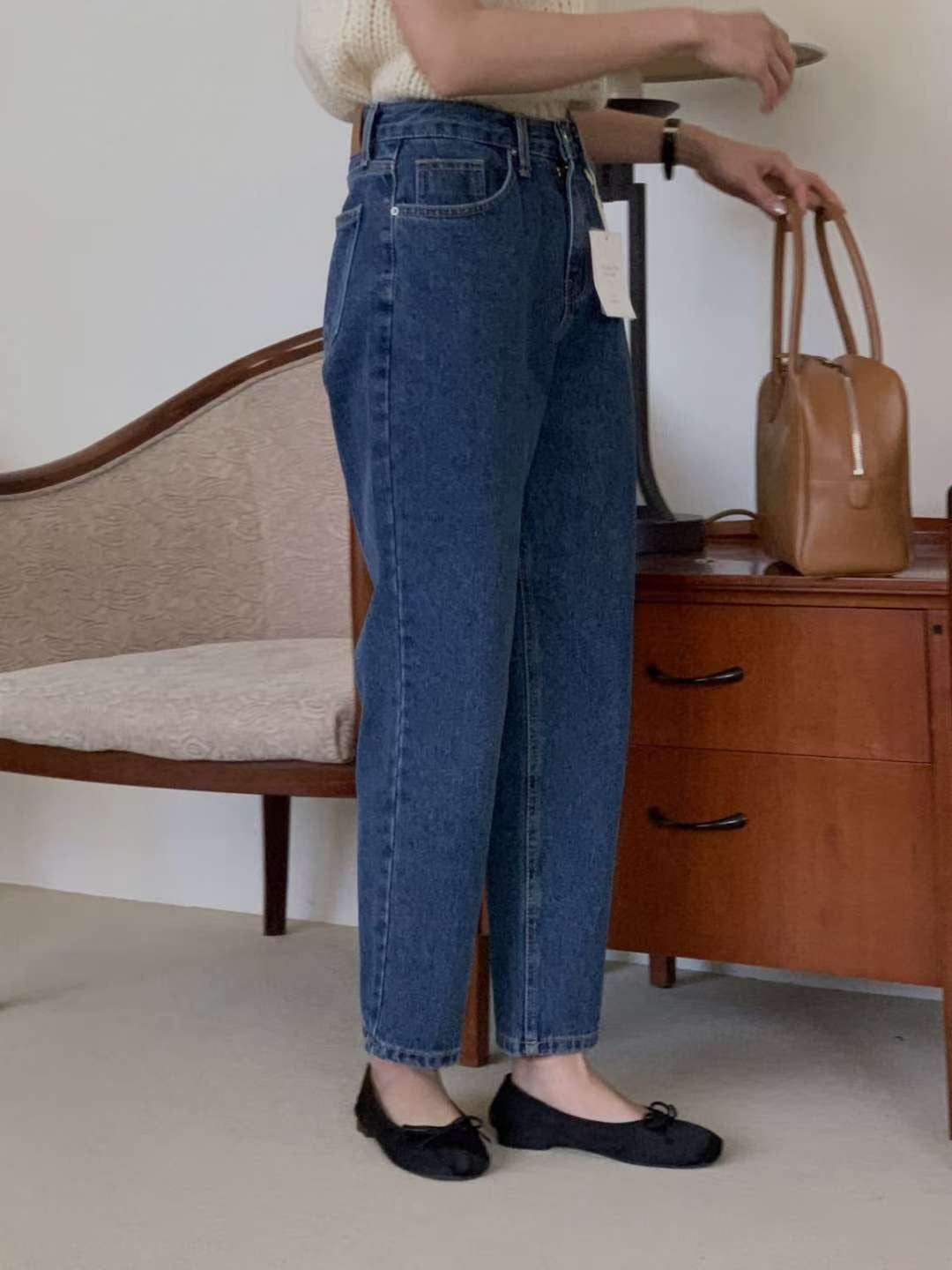 // 經典洗水九分直筒牛仔褲