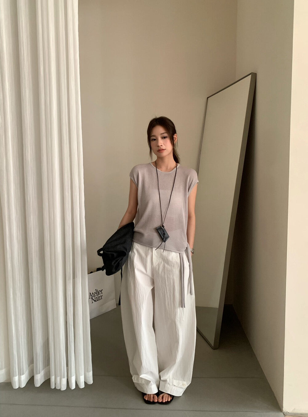// lyocell麻織紋側綁帶遮肩背心NT