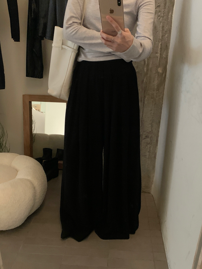 // 超顯瘦粗褲頭壓褶全長褲