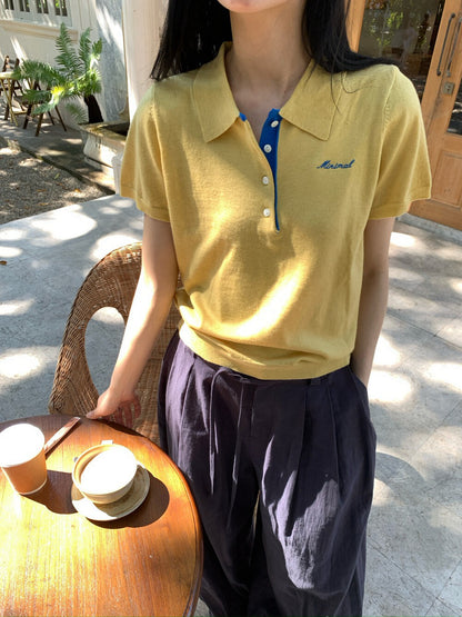 📜 撞色小刺繡字翻領開鈕短袖針織