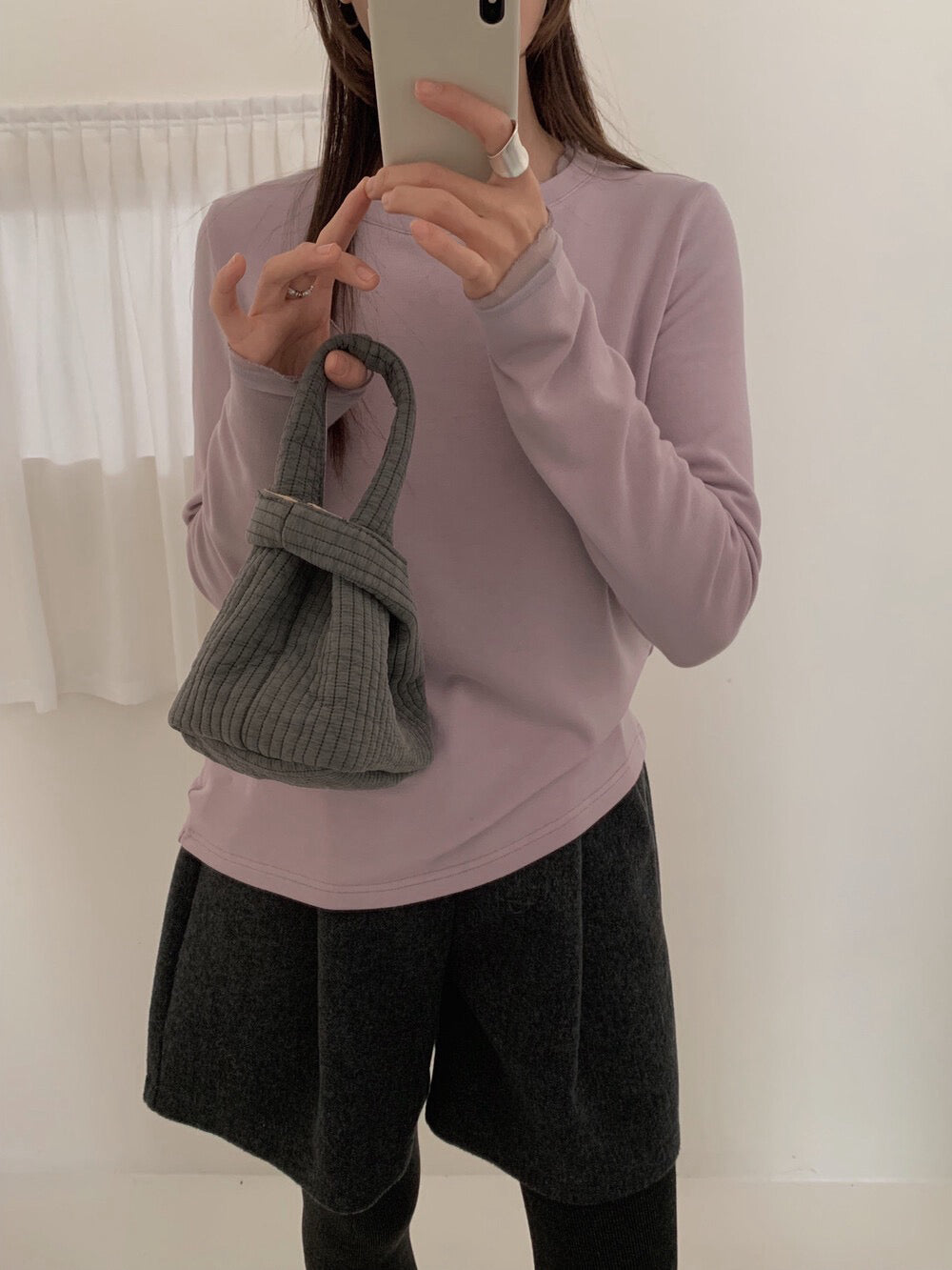 // 5%羊毛拼lace邊超舒服彈性打底上衣