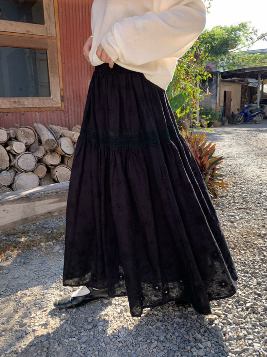 🩹 早春鏤空通花刺繡SK