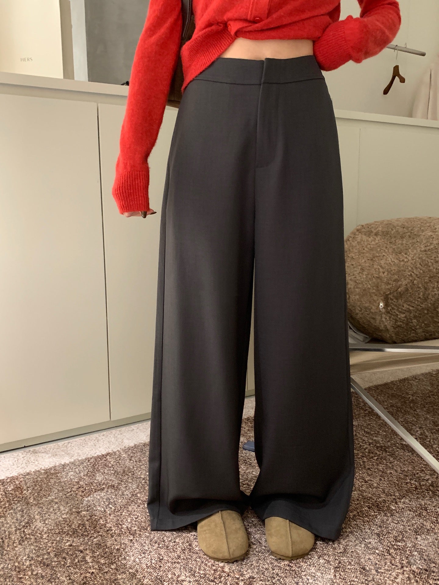 (現貨) // 超顯腿直光版垂感西褲