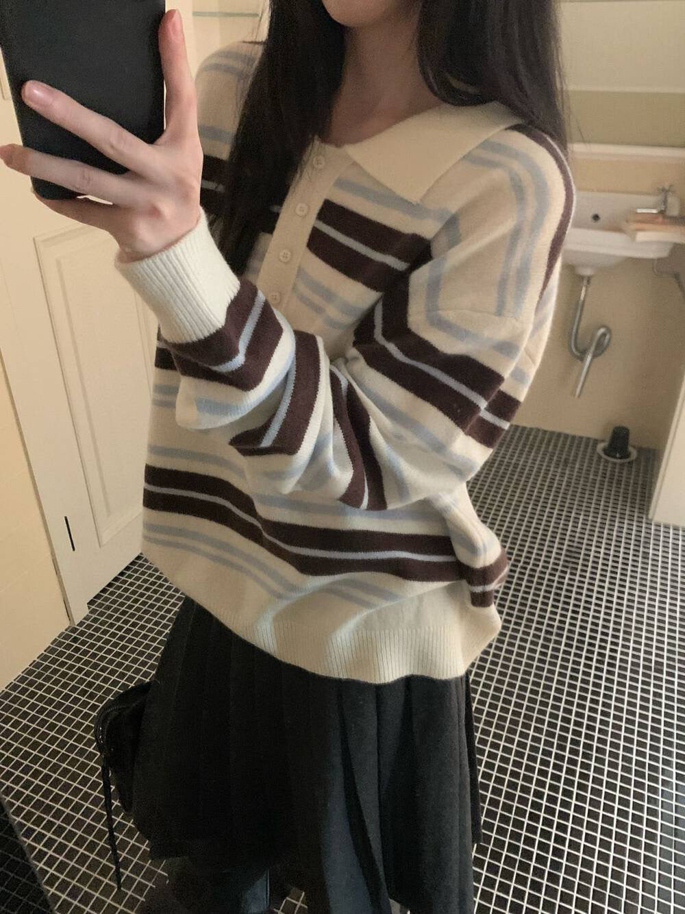 // 100%羊毛復古拼色間條翻領毛衣