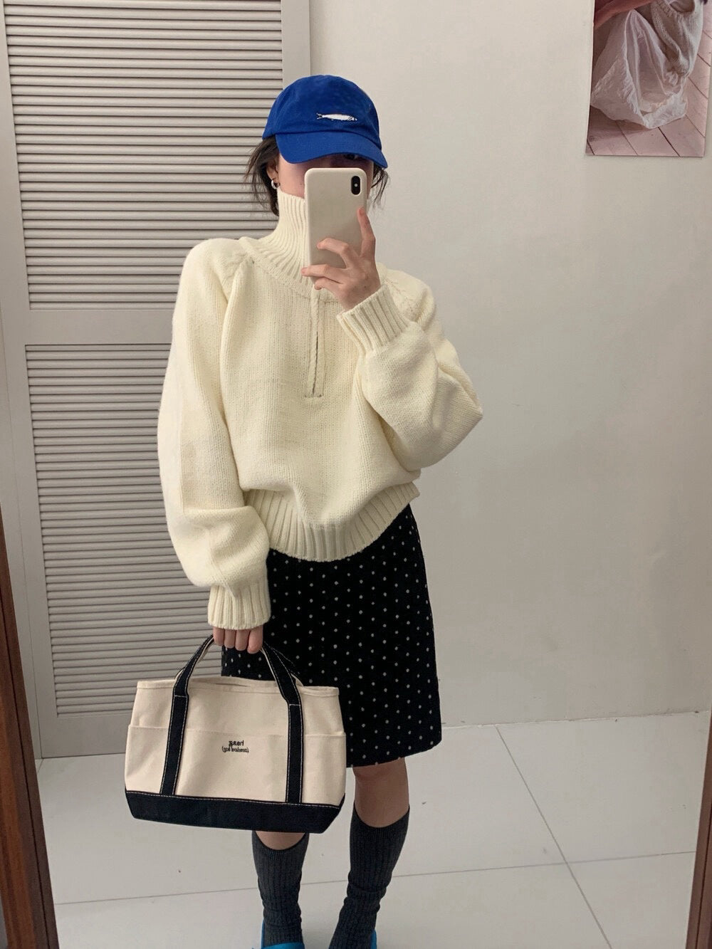 // 半拉鍊直坑紋領套頭NT