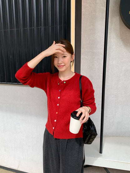 // 彩色鈕扣鏤空軟糯CD